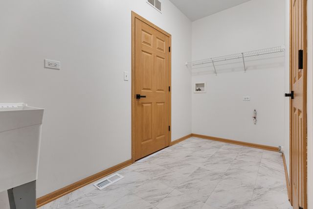 786 Bohannon Circle, Oswego, IL 60543