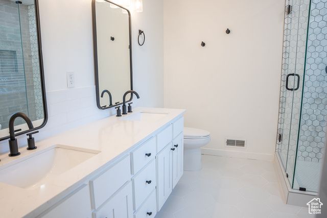 2104 W 2200 S, Syracuse, UT 84075