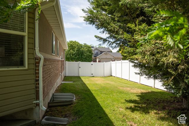 2104 W 2200 S, Syracuse, UT 84075