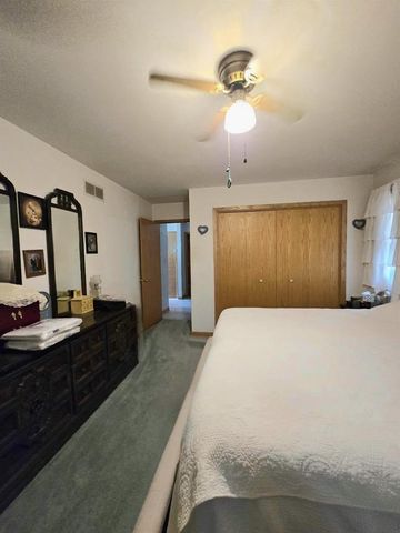 4811 Lynn Hollow Lane, Potosi, WI 53820