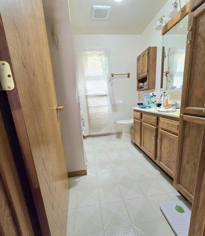 4811 Lynn Hollow Lane, Potosi, WI 53820