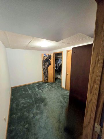 4811 Lynn Hollow Lane, Potosi, WI 53820