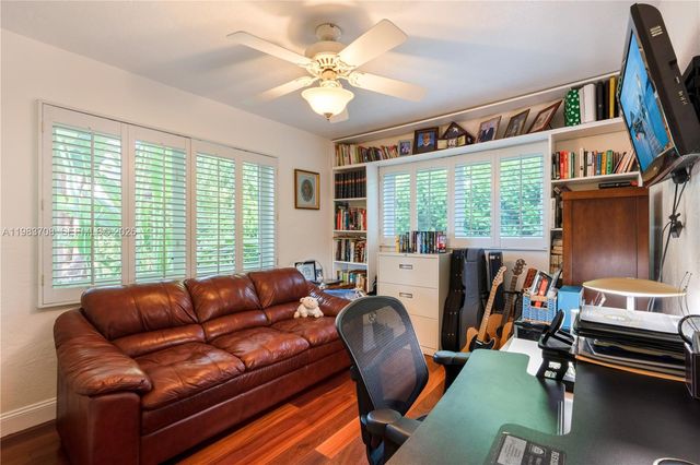 310 Greenwood Dr, Key Biscayne, FL 33149