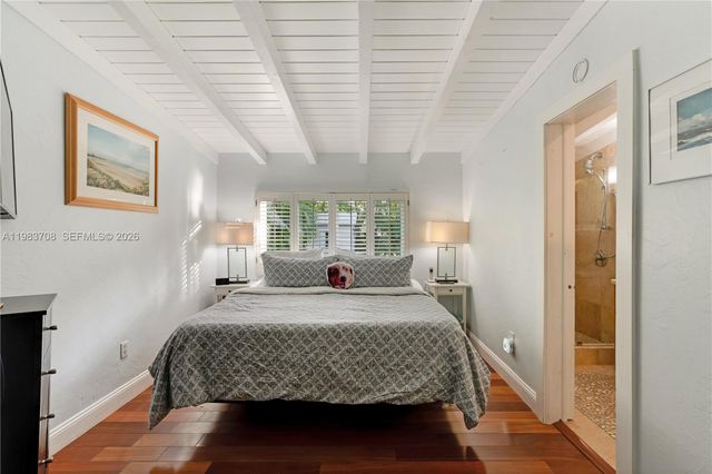 310 Greenwood Dr, Key Biscayne, FL 33149