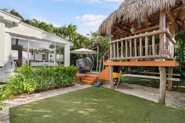 310 Greenwood Dr, Key Biscayne, FL 33149