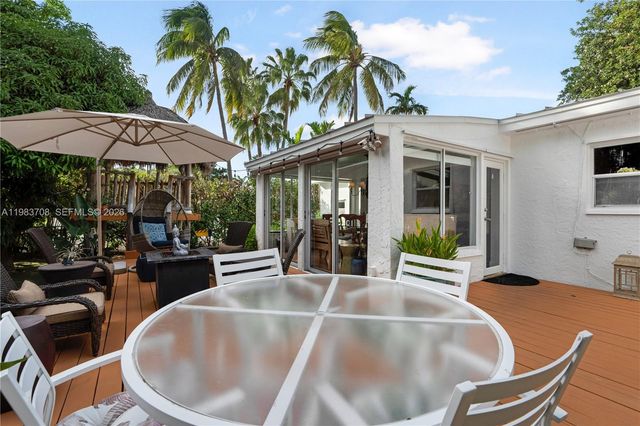 310 Greenwood Dr, Key Biscayne, FL 33149