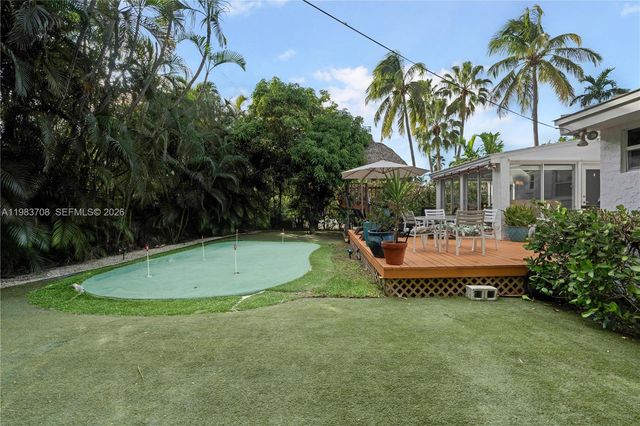 310 Greenwood Dr, Key Biscayne, FL 33149