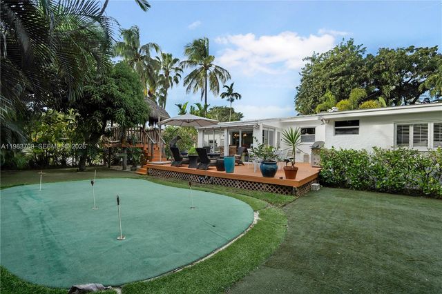 310 Greenwood Dr, Key Biscayne, FL 33149