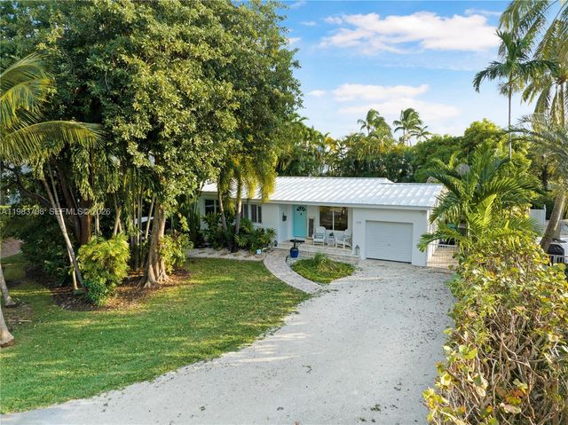 310 Greenwood Dr, Key Biscayne, FL 33149