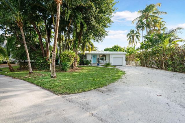 310 Greenwood Dr, Key Biscayne, FL 33149