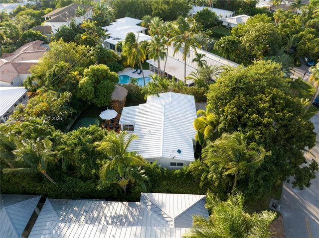 310 Greenwood Dr, Key Biscayne, FL 33149
