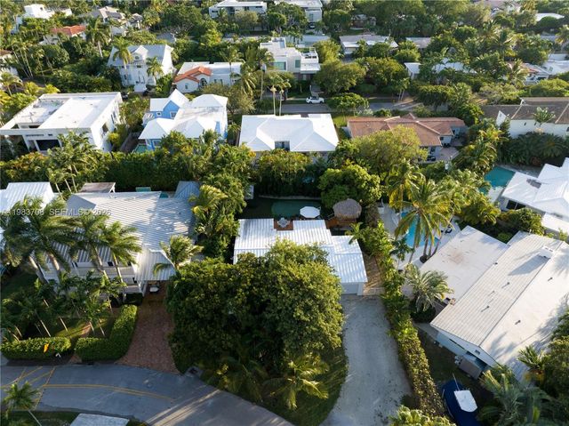 310 Greenwood Dr, Key Biscayne, FL 33149