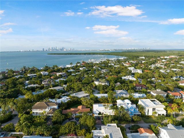310 Greenwood Dr, Key Biscayne, FL 33149