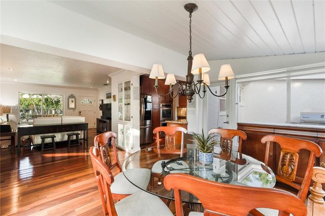 310 Greenwood Dr, Key Biscayne, FL 33149