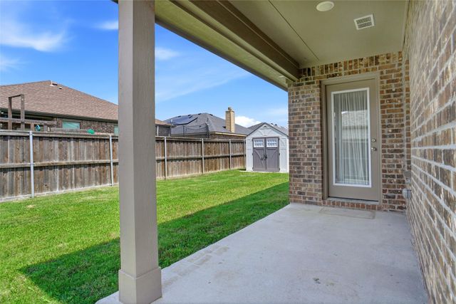 3017 Cliffview Drive, Sanger, TX 76266