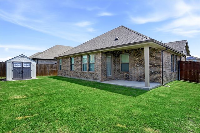 3017 Cliffview Drive, Sanger, TX 76266