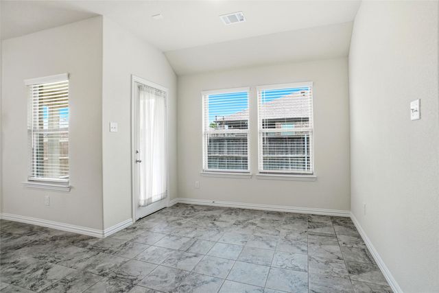 3017 Cliffview Drive, Sanger, TX 76266