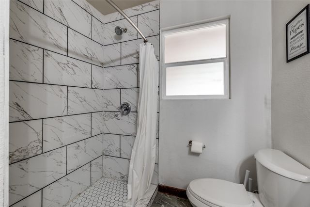 1816 Boyd Street, Dallas, TX 75224