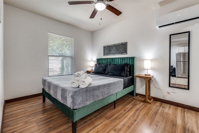 1816 Boyd Street, Dallas, TX 75224