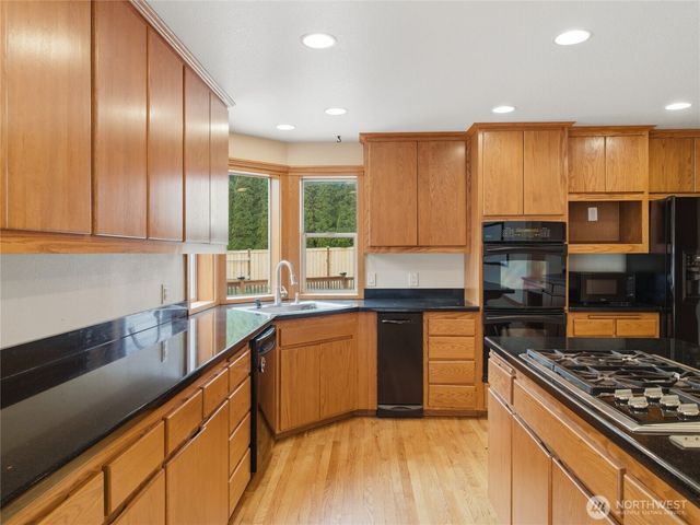 9406 29th Street Ct E, Edgewood, WA 98371