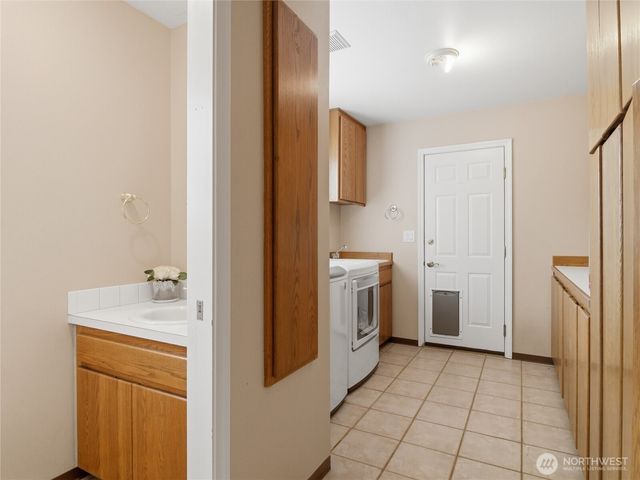 9406 29th Street Ct E, Edgewood, WA 98371