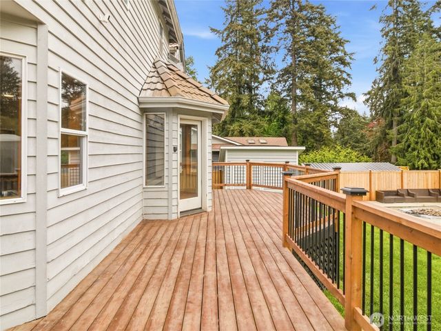 9406 29th Street Ct E, Edgewood, WA 98371