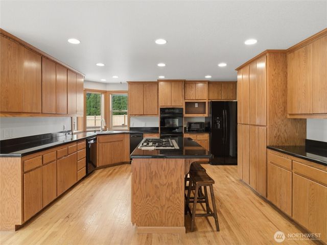 9406 29th Street Ct E, Edgewood, WA 98371