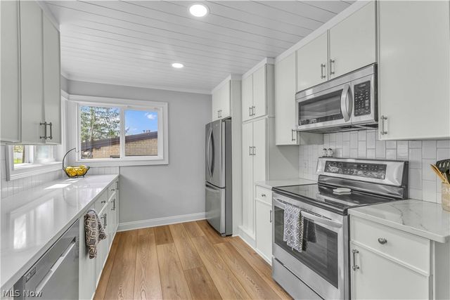 4519 W Ridgewood Drive, Parma, OH 44134