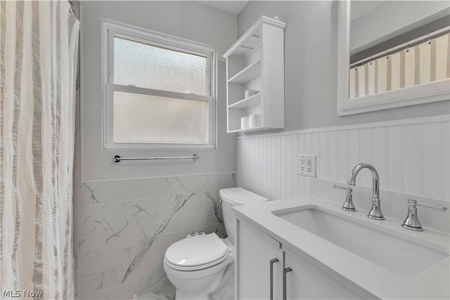 4519 W Ridgewood Drive, Parma, OH 44134