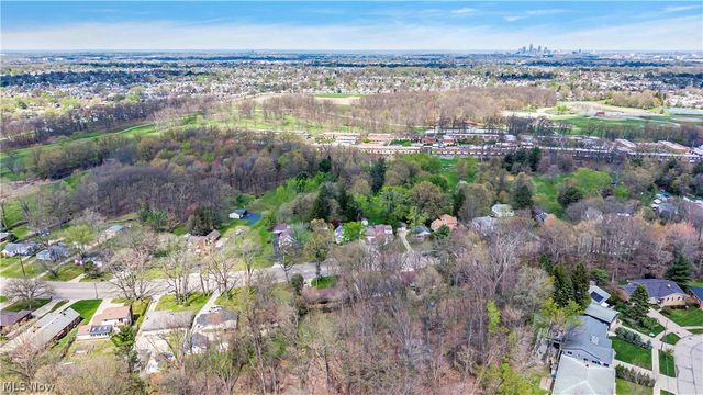 4519 W Ridgewood Drive, Parma, OH 44134