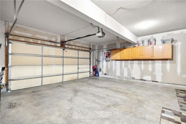 603 Bradford Court, Raymore, MO 64083