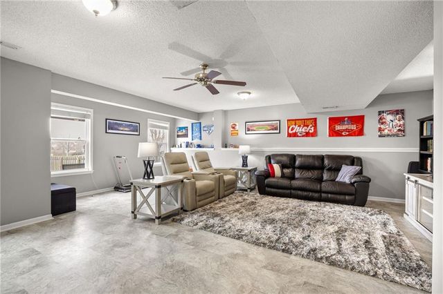 603 Bradford Court, Raymore, MO 64083