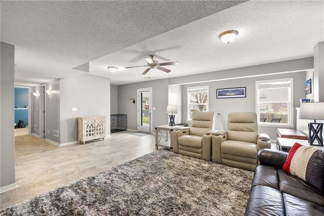 603 Bradford Court, Raymore, MO 64083