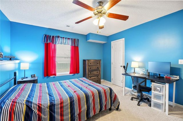 603 Bradford Court, Raymore, MO 64083