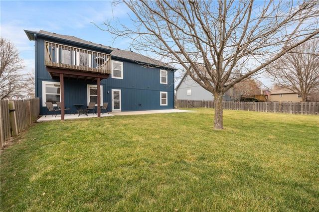 603 Bradford Court, Raymore, MO 64083