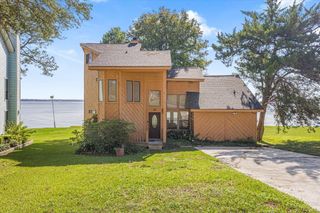 182 Cedar Hill Dr, Livingston, TX 77351
