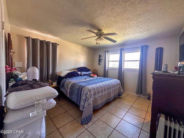 4874 Donna Drive, Marianna, FL 32446