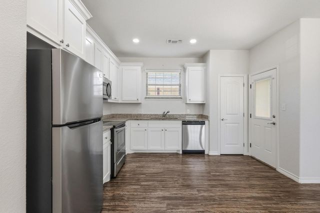 401 N Mirick Avenue, Denison, TX 75020