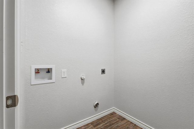 401 N Mirick Avenue, Denison, TX 75020