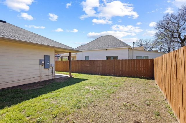 401 N Mirick Avenue, Denison, TX 75020