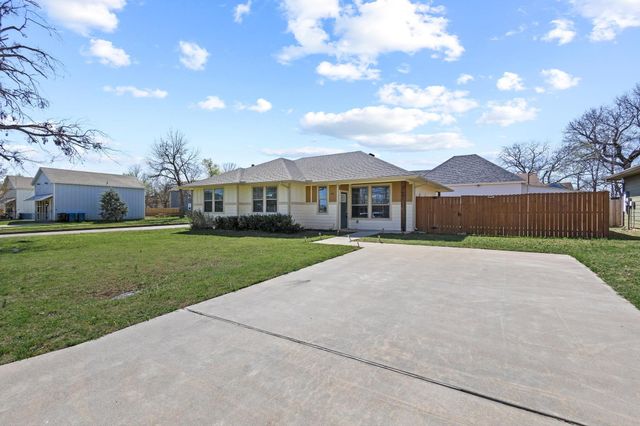 401 N Mirick Avenue, Denison, TX 75020