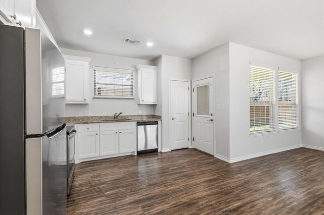 401 N Mirick Avenue, Denison, TX 75020