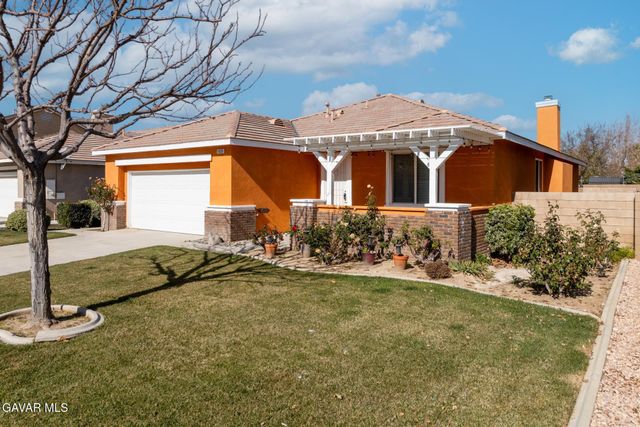 1639 W Norberry Street, Lancaster, CA 93534