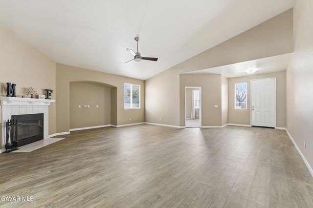 1639 W Norberry Street, Lancaster, CA 93534