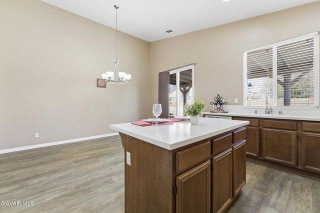 1639 W Norberry Street, Lancaster, CA 93534