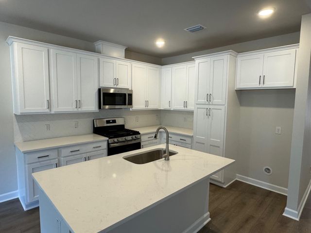 1056 Dusk Drive, Summerville, SC 29486