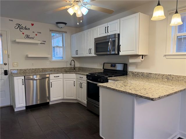 744 Allegheny River Blvd, Oakmont, PA 15139