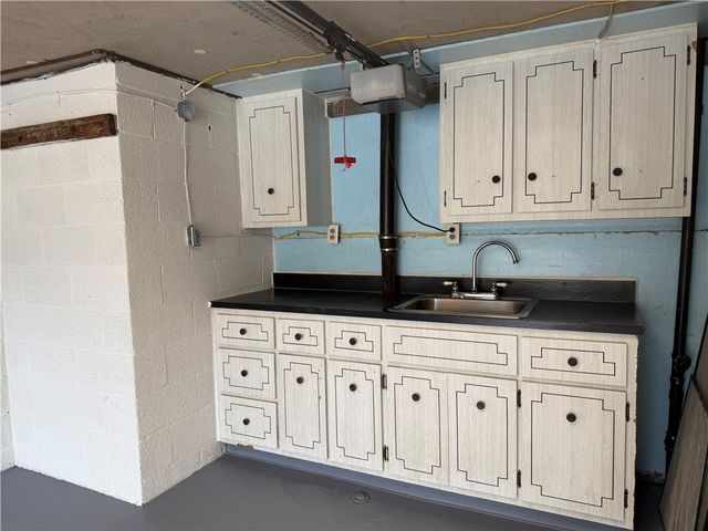 744 Allegheny River Blvd, Oakmont, PA 15139