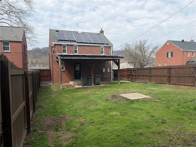 744 Allegheny River Blvd, Oakmont, PA 15139