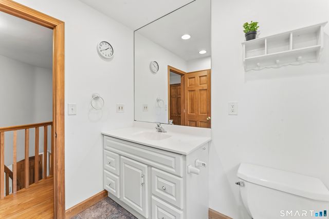 80 Mariner Circle, Trumbull, CT 06611